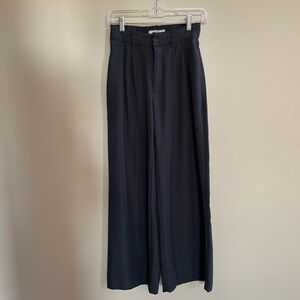 Abercrombie and Fitch Lightweight Trousers SHORT LENGTH